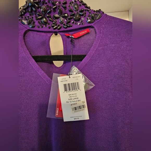 Brand new with tags Cyrus purple sweater with beaded neck large - Picture 3 of 4